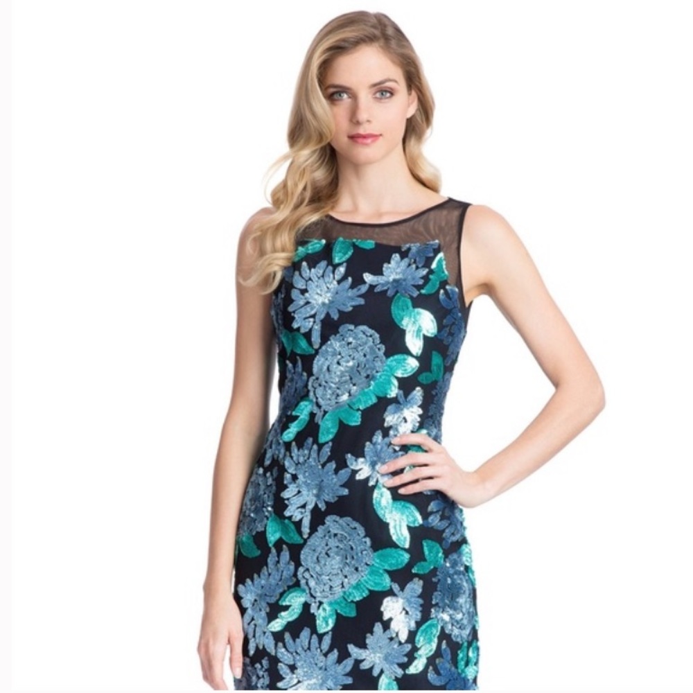 Belle Badgley Mischka Tabitha dress blue hydrangea sequin evening gown size 6